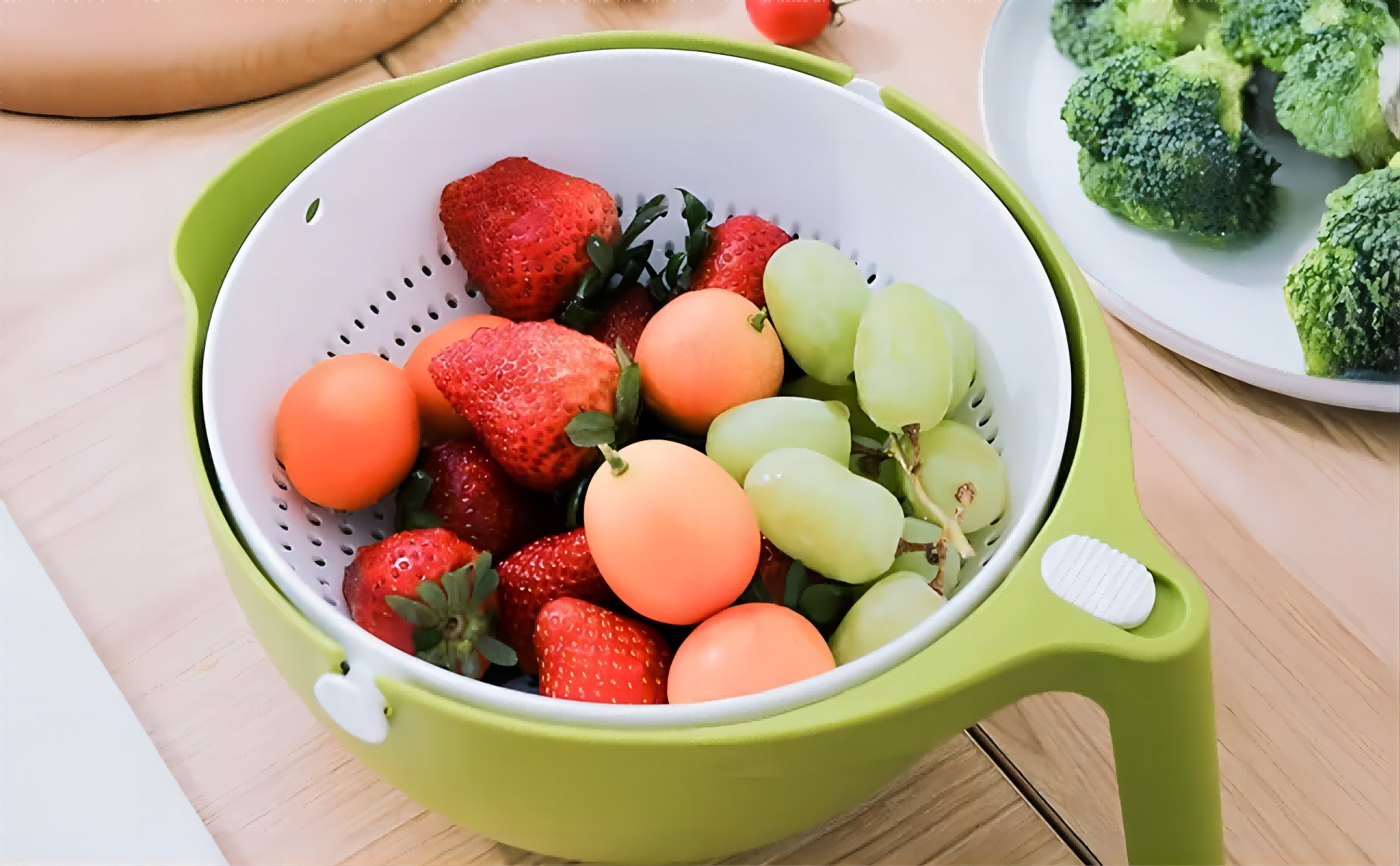 Rotatable Colander with Wash Bowl for Fruits and Vegetables 1 (1)vii